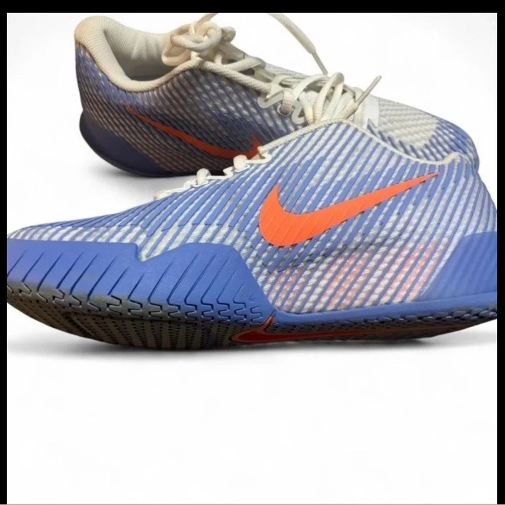 Women’s Nike Court Air Zoom Vapor 11